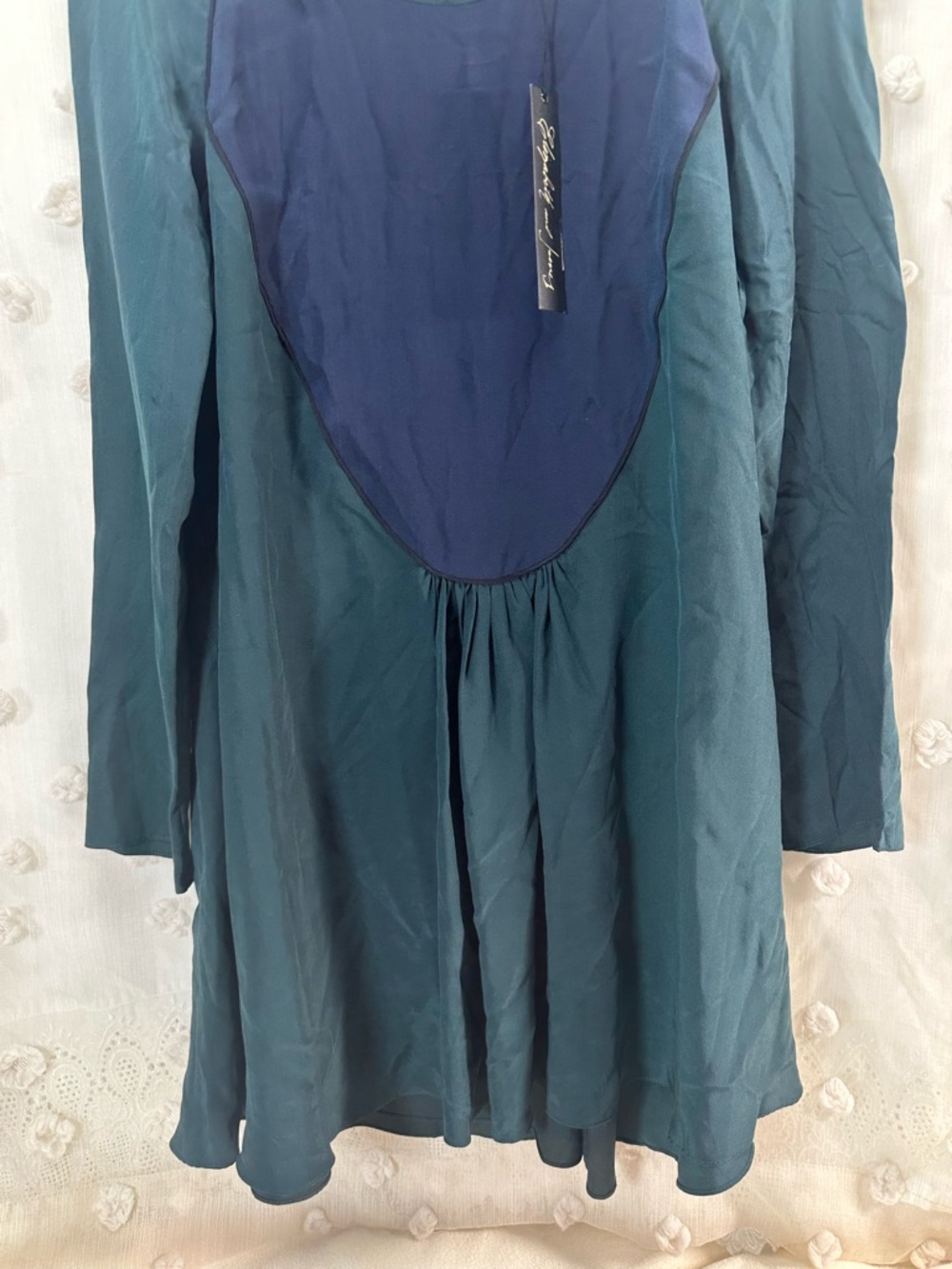 NWT Elizabeth and James Colorblock Suvi 100% Silk Mini Dress Size 2 - Picture 3 of 10